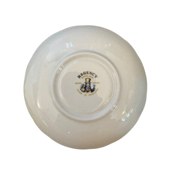 1 Vintage Regency English Bone China Lily of Valley Floral Saucer With Gold Trim - Picture 4 of 4